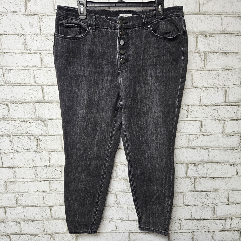 M Jeans Women's Black Jegging Button Fly Size L Short Stretchy